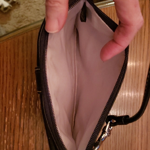 Coach Vintage Black Leather Soho Wallet/ Wristlet Clutch - Picture 3 of 6